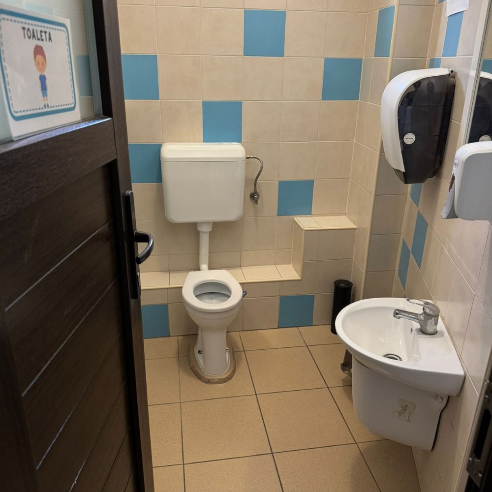 WC B